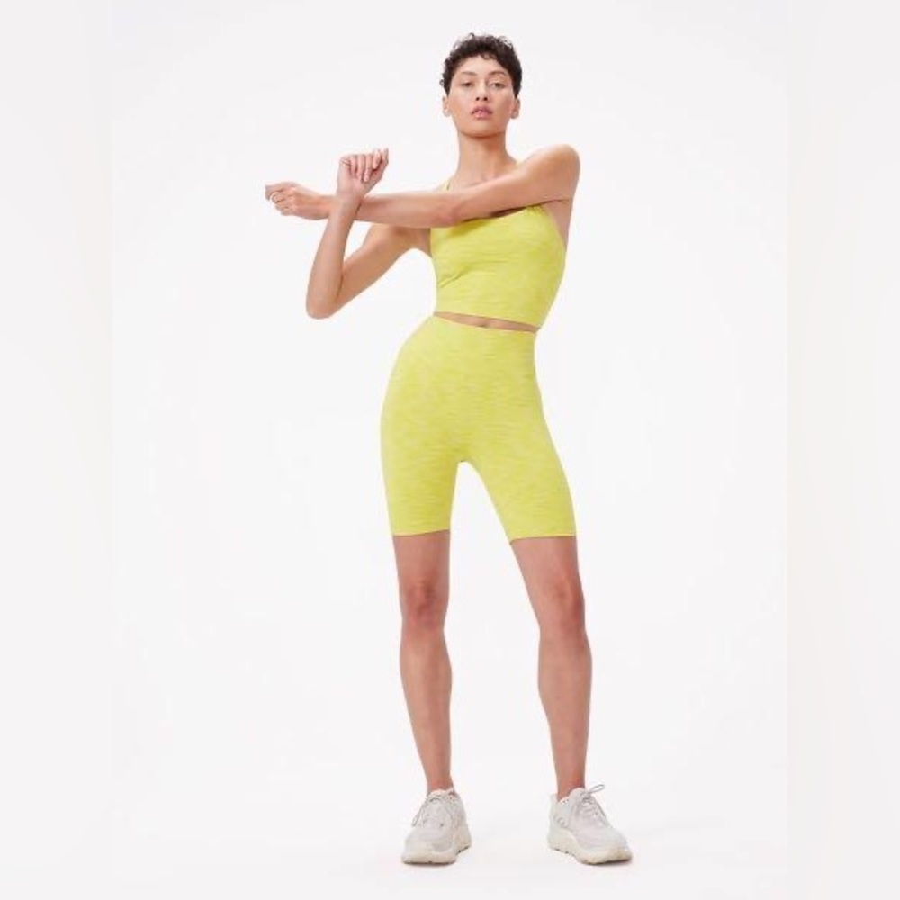Outdoor Voices Flow 7” Short in Bright Chartreuse